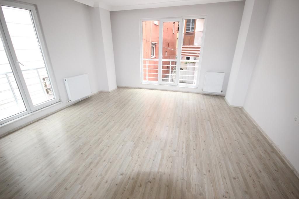 Kağıthane’de 3.Kat 2+1 Satılık Daire