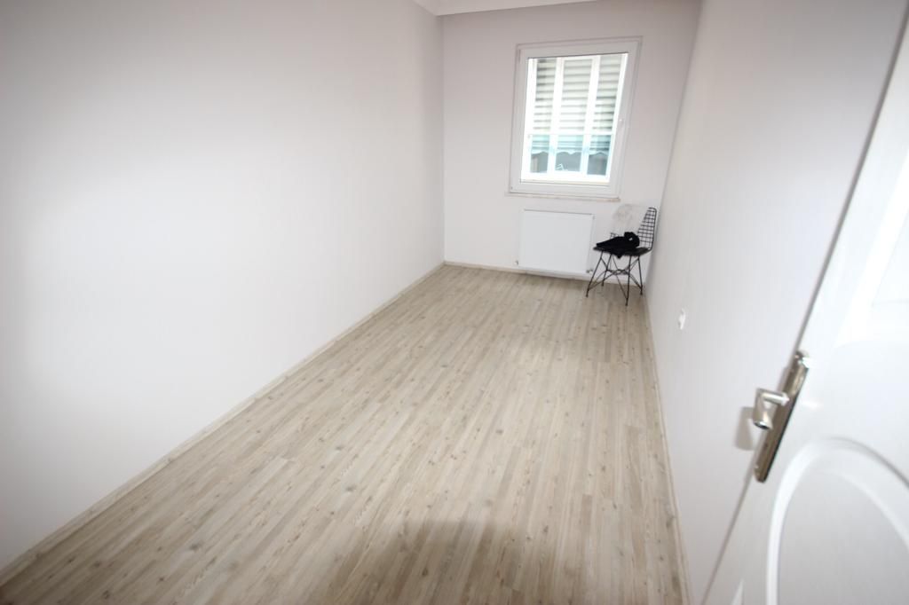 Kağıthane’de 3.Kat 2+1 Satılık Daire